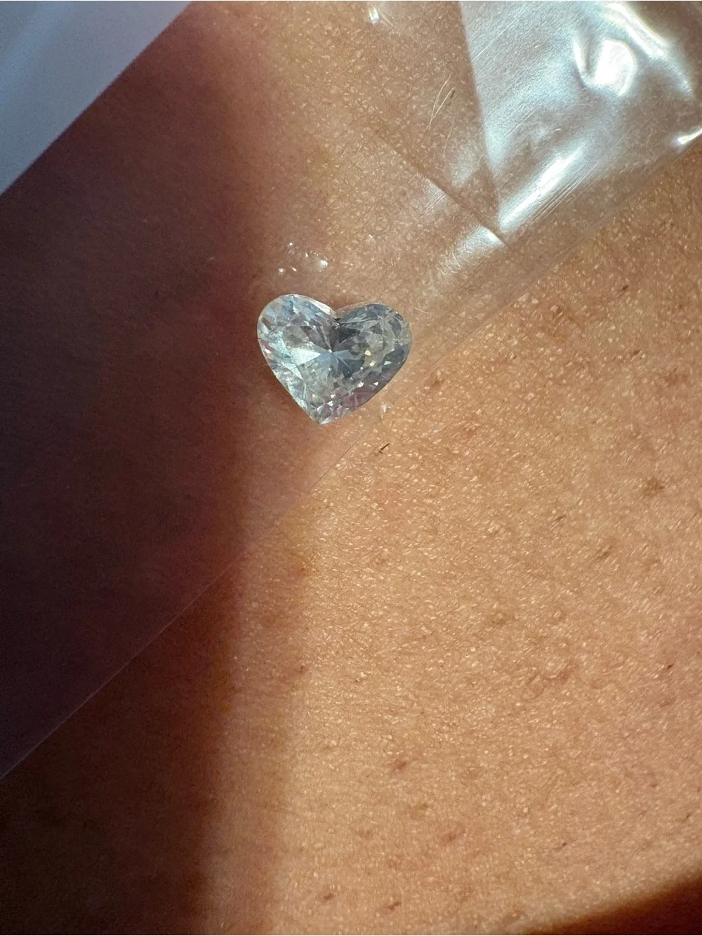 1/2 carat Heart-Shaped Clear Crystal Ring Centerpiece - Women Jewelry